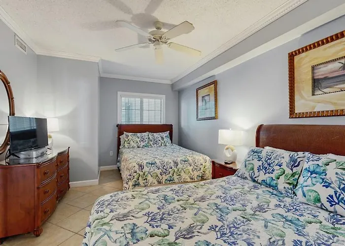 Oceans Pointe 302